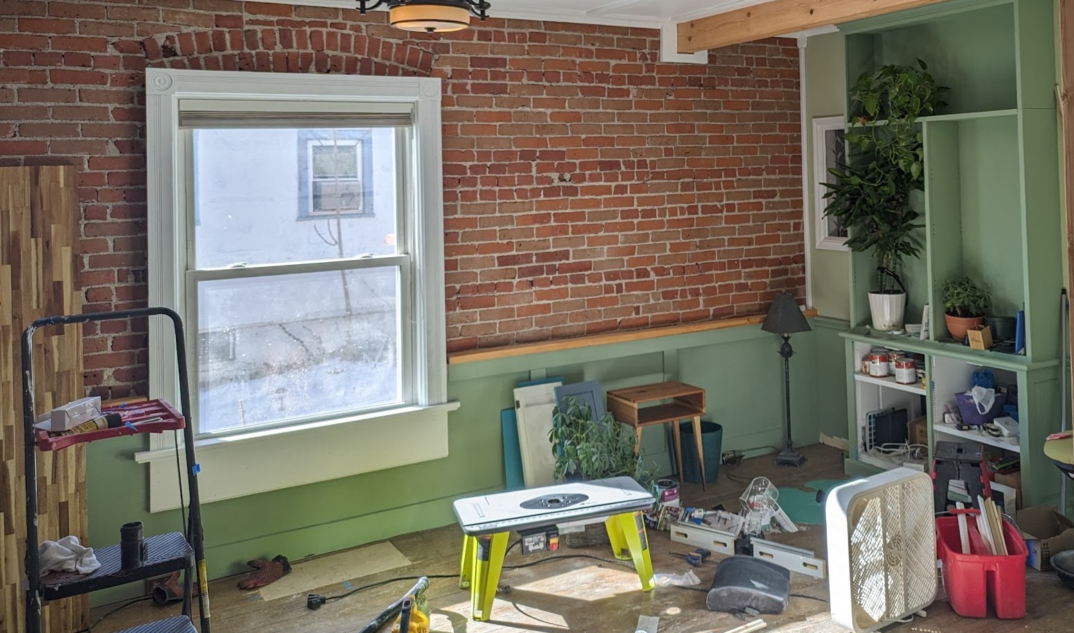 {"height":913,"type":"image","width":1550}